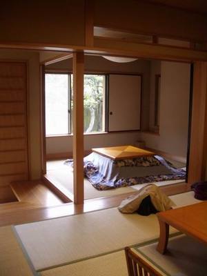 room2.jpg